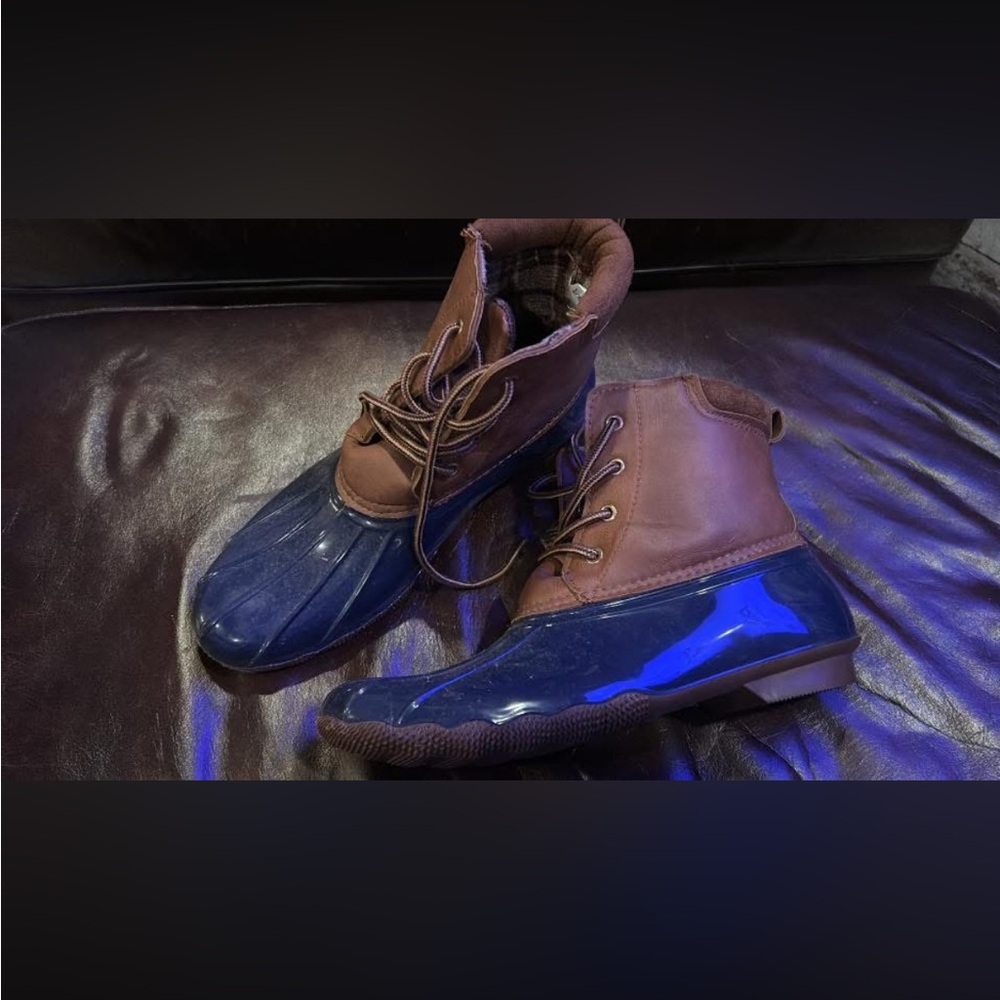 Boutique duck boots